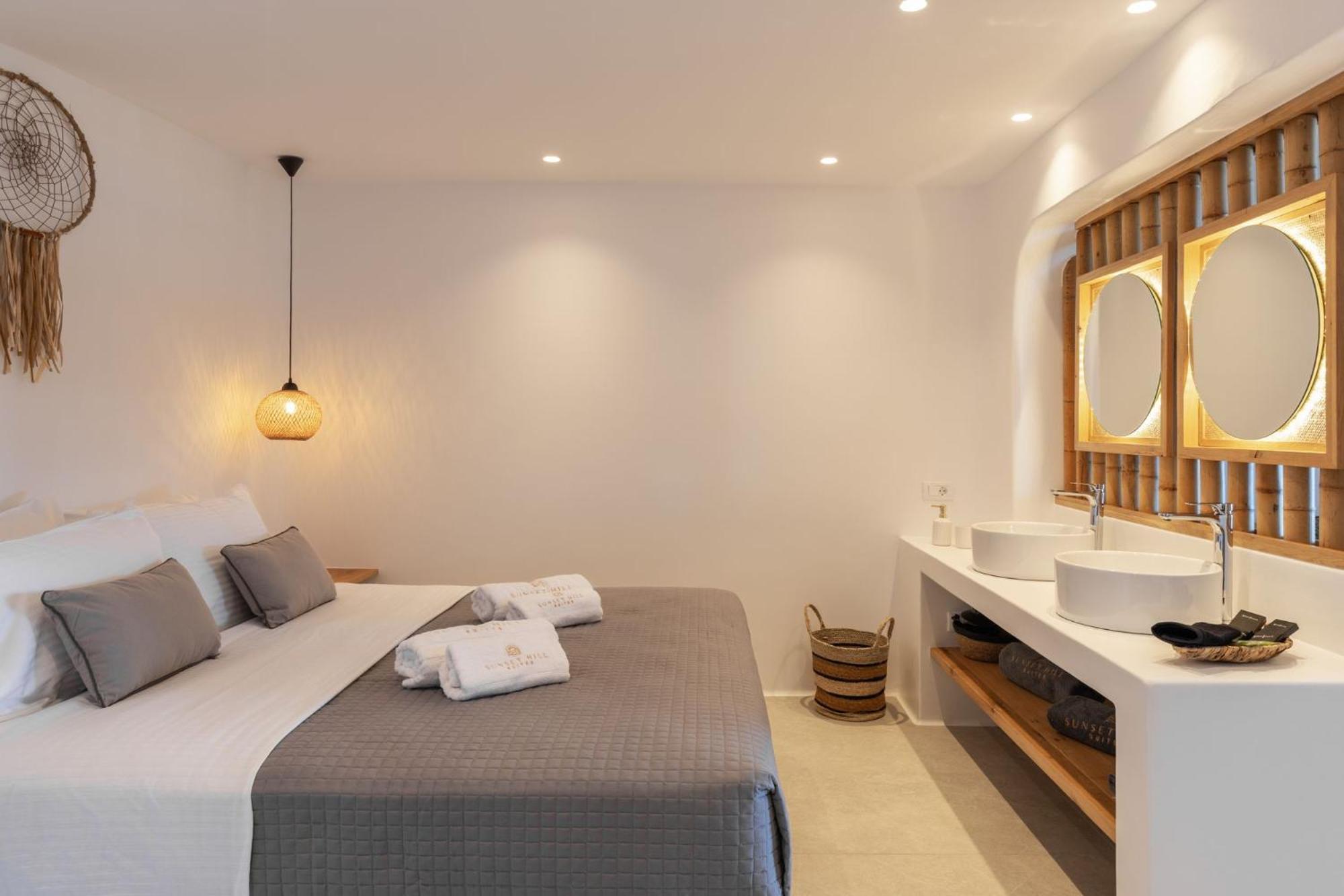 Sunset Hill Suites Mykonos Town Exterior photo
