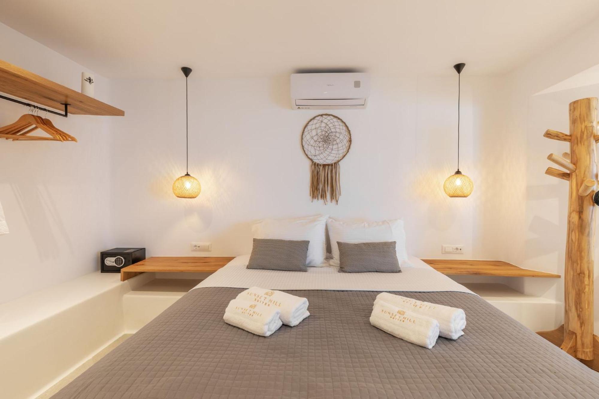 Sunset Hill Suites Mykonos Town Exterior photo